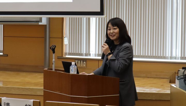 【公開講座】「小学校外国語教科化の成果と課題‐次期学習指導要領改訂の視点とは‐」の講座を開催しました！